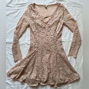 Forever 21 Dusty Pink Lace Dress